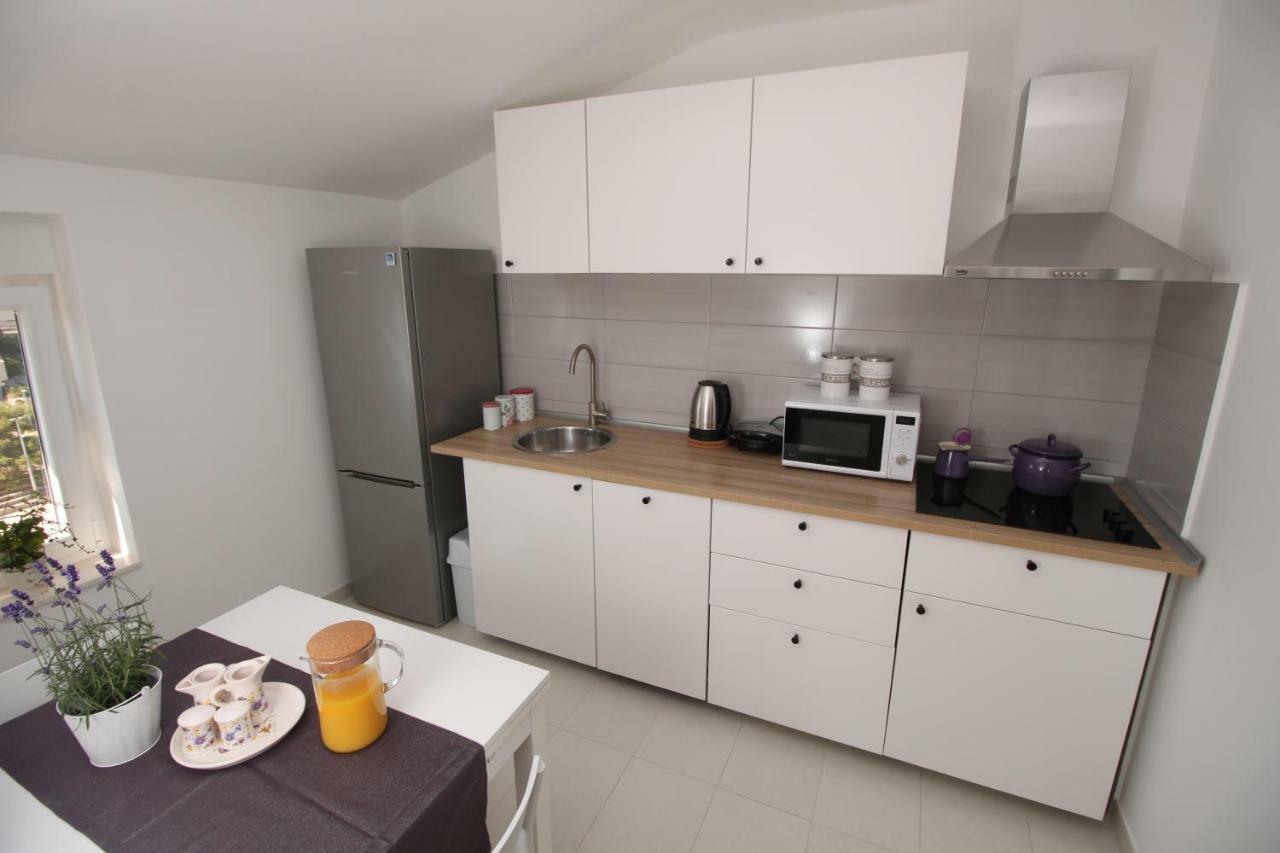 Apartment Lavanda **** Podgreben Exterior foto
